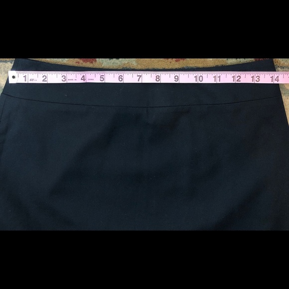 Banana Republic Navy Skirt - Picture 3 of 7
